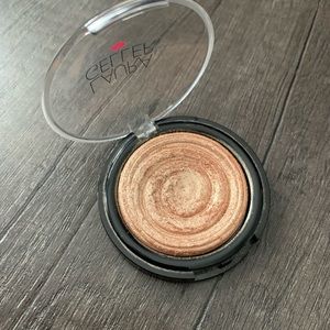 Laura Geller - Baked Gelato Swirl Highlighter - Gilded Honey